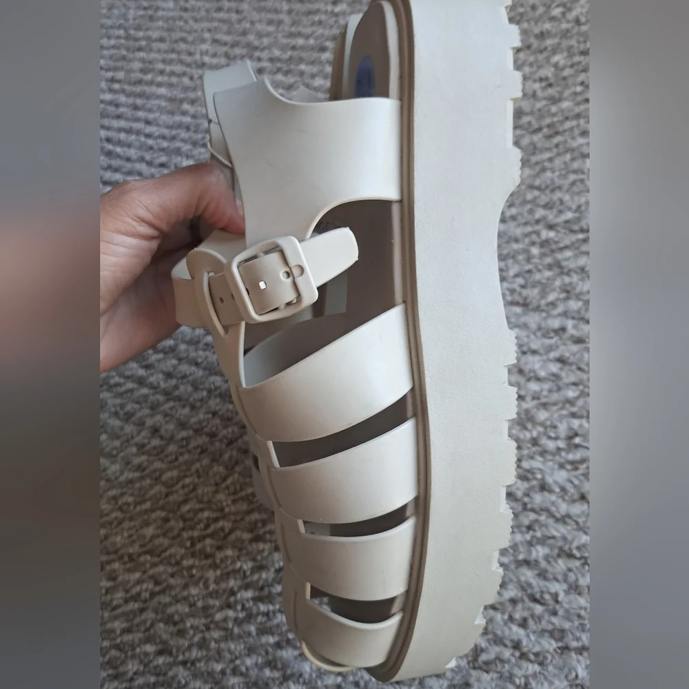 ZARA Chunky Platform Sandals – Beige – SHOE IS 10.5 NWT - Picture 3 of 6